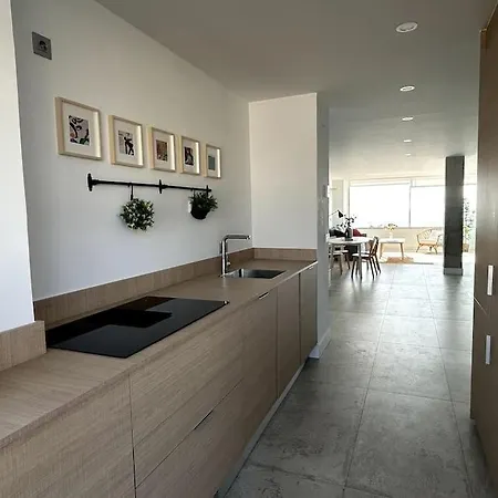 Moderno Y Completo Apartamento Frente Al Mar Malaga Exterior photo