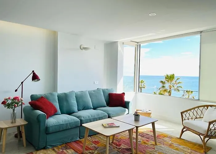 Moderno Y Completo Apartamento Frente Al Mar